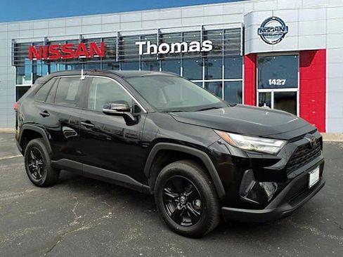 Used 2024 Toyota RAV4 XLE image 1