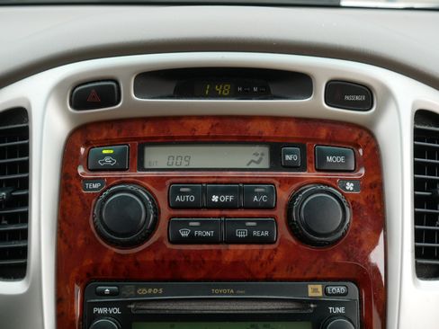 Used 2007 Toyota Highlander Limited w/ Extra Vale Pkg #3 AWD/4WD image 27