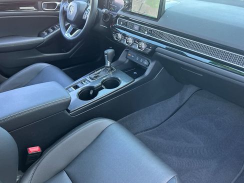 Certified 2025 Honda Civic Sport Touring image 15