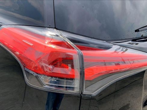 Used 2016 Toyota RAV4 XLE FWD image 25