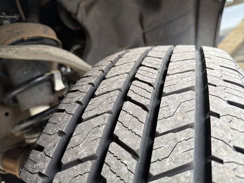 Used 2021 Chevrolet Silverado 1500 LT Trail Boss w/ Convenience Package II image 28