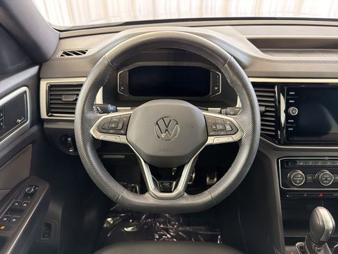 Used 2023 Volkswagen Atlas Cross Sport SEL Premium R-Line AWD/4WD image 23