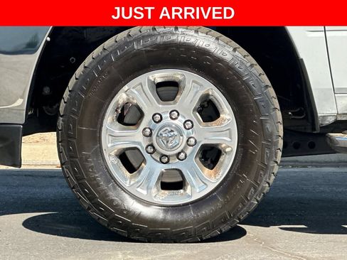 Used 2024 RAM 2500 Big Horn w/ Off Road Package AWD/4WD image 26