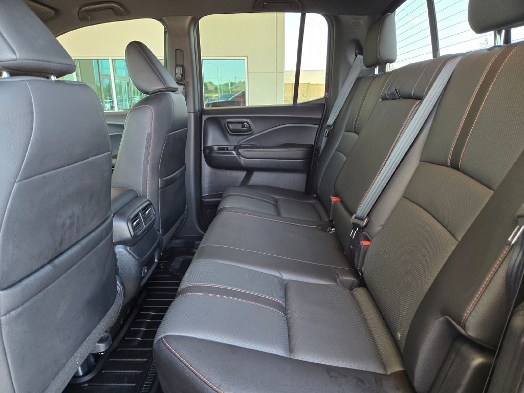 Used 2025 Honda Ridgeline TrailSport image 14