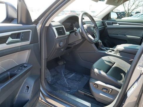 Certified 2023 Volkswagen Atlas SE AWD/4WD image 12