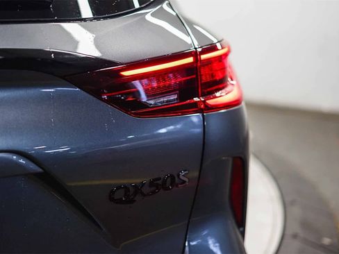 Used 2023 INFINITI QX50 Sport image 9