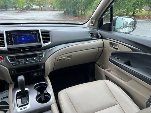 Used 2018 Honda Pilot EX-L image 29