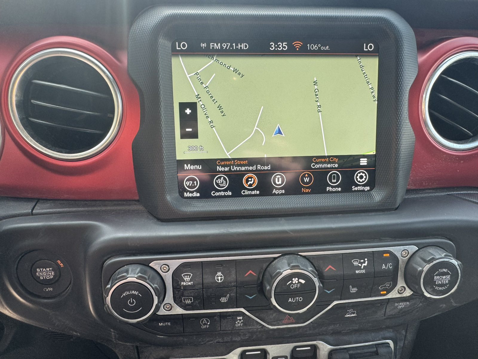 Used 2022 Jeep Wrangler Unlimited Rubicon AWD/4WD image 27