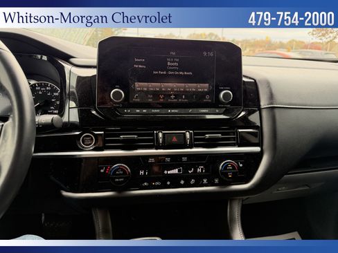 Used 2022 Nissan Pathfinder SV image 21