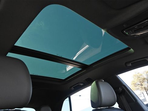 Used 2023 Audi Q8 Premium Plus w/ Premium Plus Package image 23