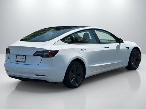 Used 2023 Tesla Model 3 Standard Range RWD image 9