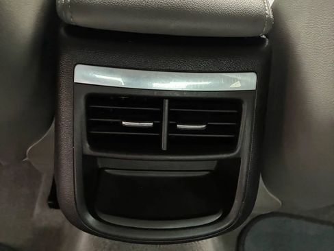 Used 2017 Chevrolet Impala LT image 21