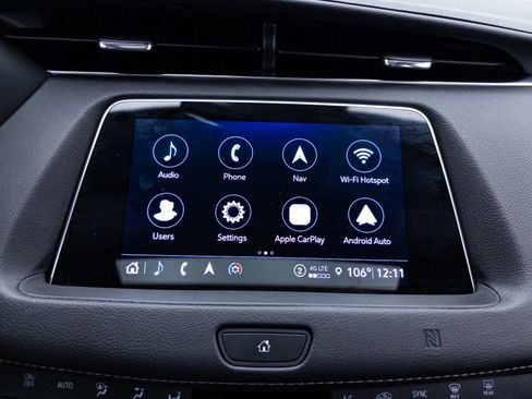 Used 2021 Cadillac XT4 Premium Luxury AWD/4WD image 24