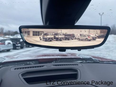 Used 2020 Chevrolet Silverado 2500 LTZ w/ LTZ Premium Package image 26