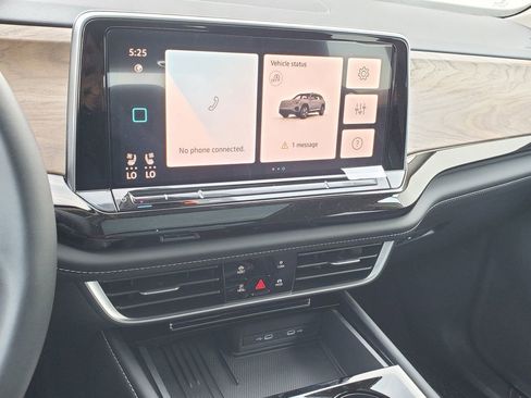 New 2026 Volkswagen Atlas SE FWD image 26
