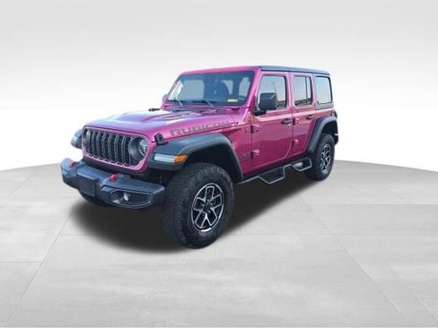 Used 2024 Jeep Wrangler Unlimited Rubicon w/ Convenience Group AWD/4WD image 3