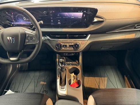 New 2025 Buick Envista Preferred w/ Convenience I Package image 26