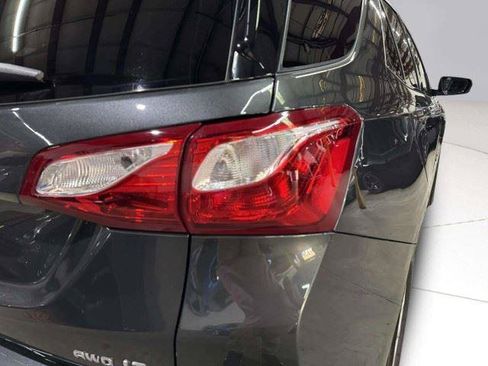 Used 2020 Chevrolet Equinox LT AWD/4WD image 13