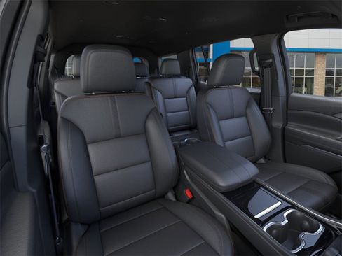 New 2026 Chevrolet Traverse High Country w/ LPO, Floor Liner Package image 16