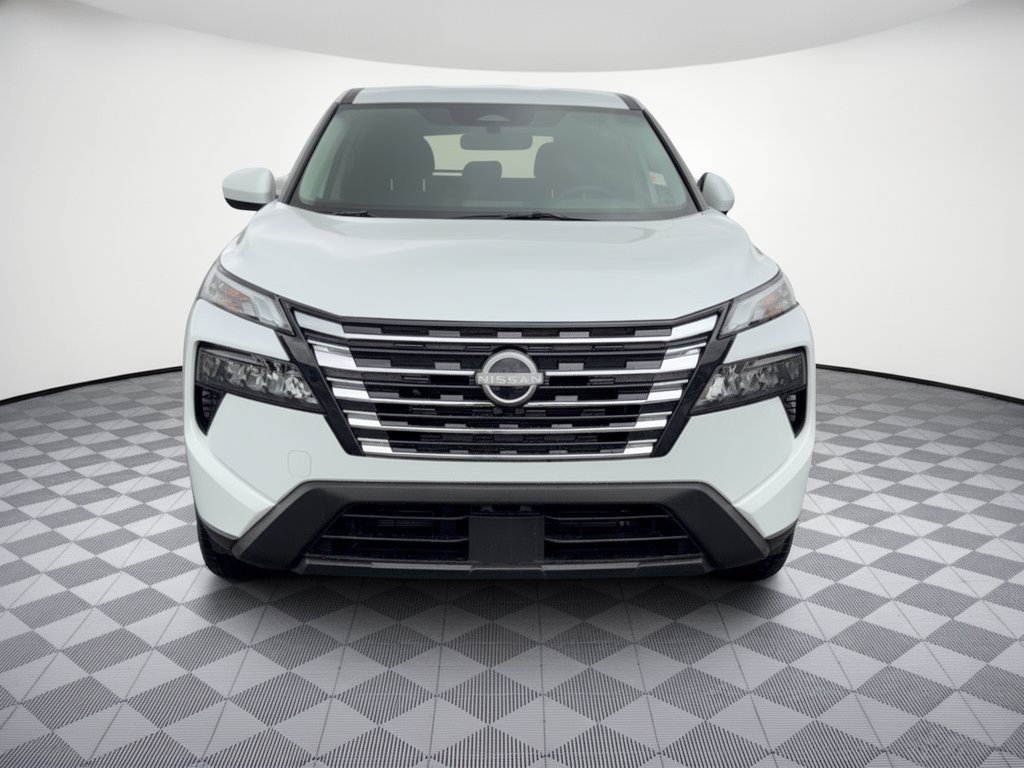 Used 2025 Nissan Rogue SV AWD/4WD image 10