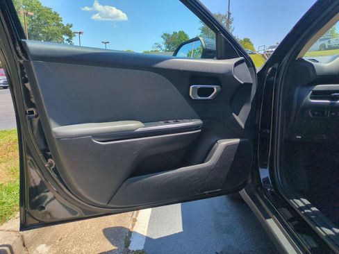 Used 2025 Kia K4 FWD image 11