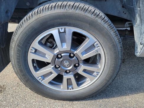 Used 2021 Toyota Tundra 1794 Edition image 33