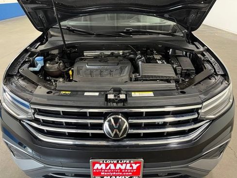 Used 2024 Volkswagen Tiguan Wolfsburg Edition FWD image 9
