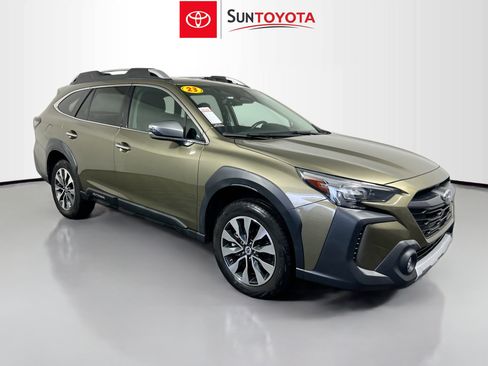 Used 2023 Subaru Outback Touring XT AWD/4WD image 1