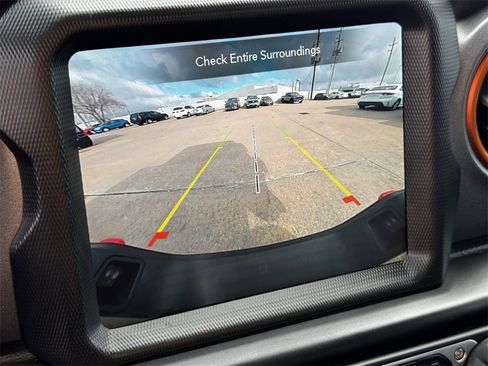 Used 2022 Jeep Gladiator Mojave image 18