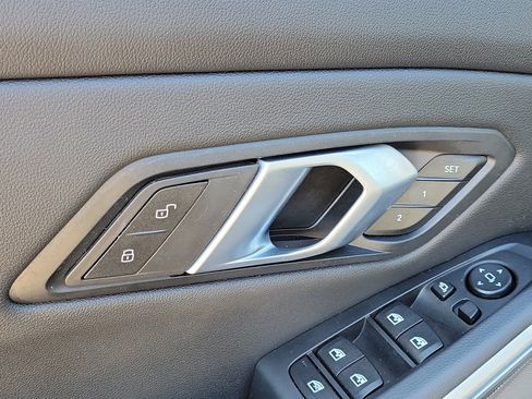 Used 2025 BMW M340i Sedan image 18