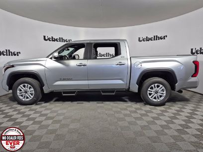New 2026 Toyota Tundra SR5 w/ SR5 Premium Package
