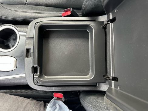 Used 2019 Nissan Pathfinder SV image 54