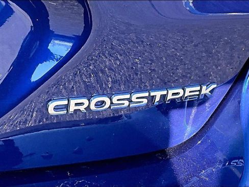 Used 2024 Subaru Crosstrek 2.0i Premium image 8