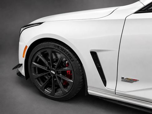 Used 2025 Cadillac CT4 V Blackwing w/ Carbon Fiber 1 Package RWD image 22