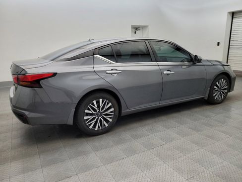 Used 2023 Nissan Altima 2.5 SV FWD image 10