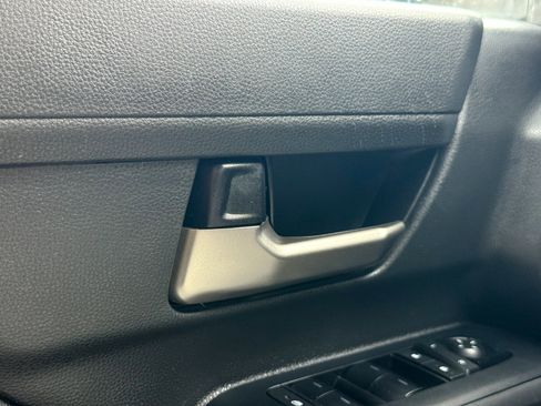 Used 2024 Toyota Tacoma TRD Sport image 26