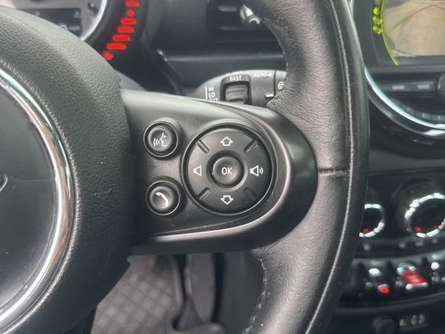 Used 2016 MINI Cooper Clubman image 22