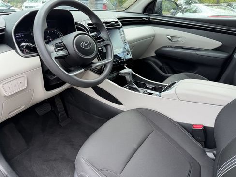 Used 2024 Hyundai Tucson SEL FWD image 19