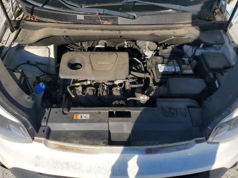 Used 2017 Kia Soul FWD image 12
