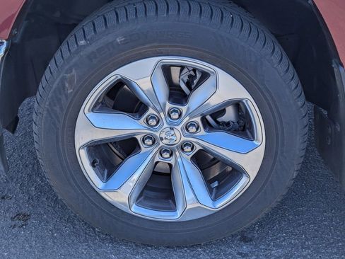 Used 2022 RAM 1500 Limited AWD/4WD image 14