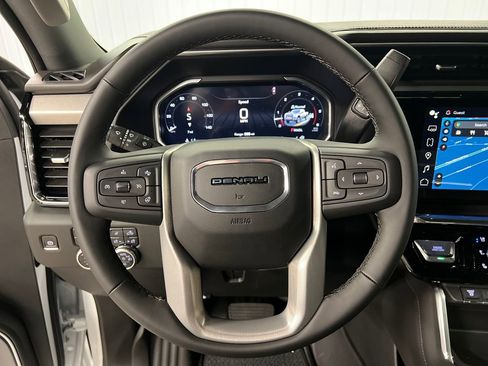 New 2026 GMC Sierra 3500 Denali w/ Denali Reserve Package AWD/4WD image 18