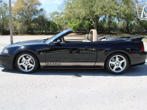 Used 2004 Ford Mustang GT image 18