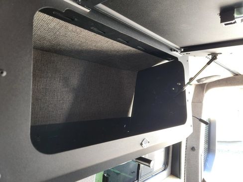 Used 2024 Mercedes-Benz Sprinter 2500 image 73
