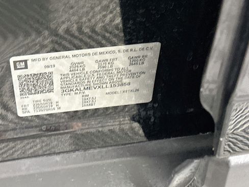 Used 2020 GMC Terrain SLE w/ Driver Convenience Package FWD image 12