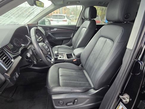 Used 2021 Audi Q5 2.0T Premium w/ Convenience Package AWD/4WD image 12