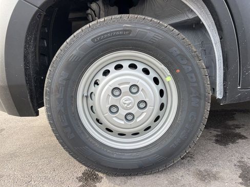 New 2026 RAM ProMaster 2500 w/ Convenience Group image 25