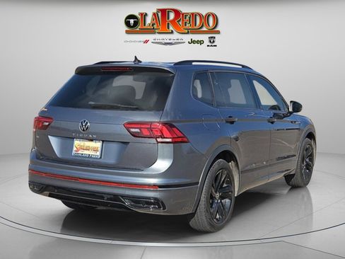 Used 2023 Volkswagen Tiguan SE R-Line image 4