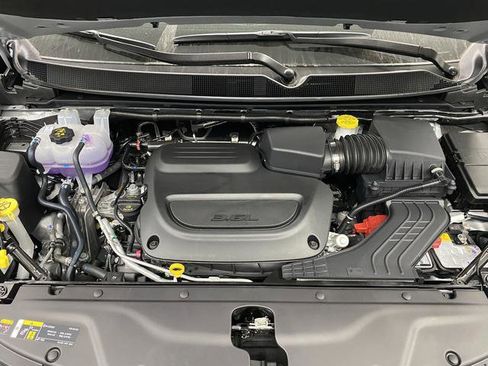 New 2026 Chrysler Pacifica Select w/ S Appearance Package image 39