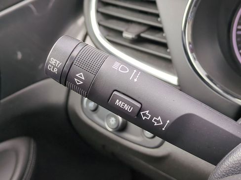 Used 2017 Buick Encore Essence image 27