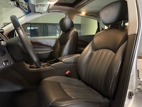 Used 2015 INFINITI QX50 Journey w/ Premium Package RWD image 12